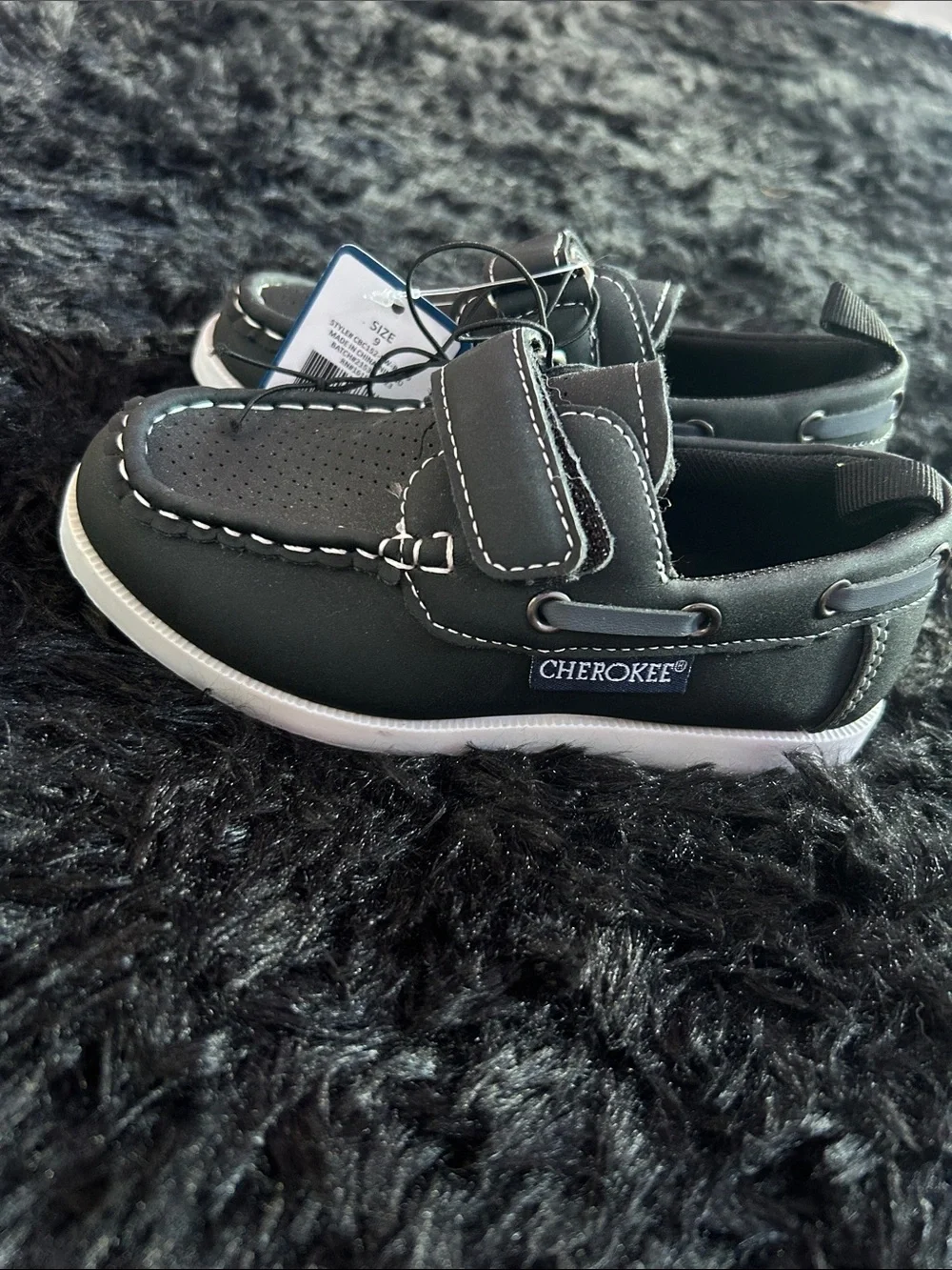 Cherokee Gray and White Hook-and-Loop Kids Dress Shoes